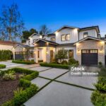Exterior shot of a Beverly Hills, CA property for sale